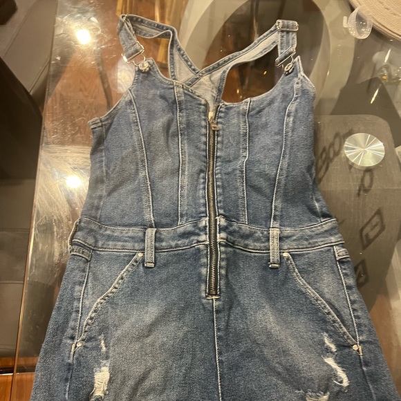 Guess shorts jumper - Picture 2 of 3